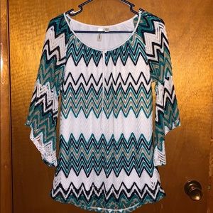 3/4 bell sleeved blouse